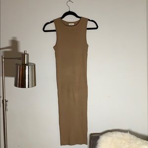 Debut Ribbed Midi Dress